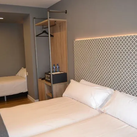 Rener Campones Szálloda Gijón